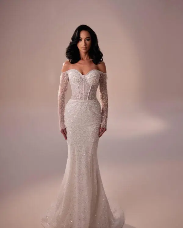 mermaid strapless lace sleeves